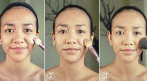 صورة: وضع كريم الأساس والبودرة لإضفاء طلة ناعمة لوجهك