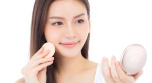 صورة: وضع المكياج للمبتدئين