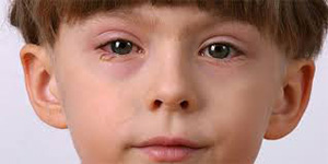 10 طرق للتعامل مع طفل شديد الحساسية العاطفية صورة: 10 طرق للتعامل مع طفل شديد الحساسية العاطفية