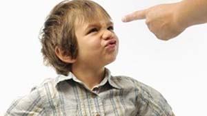 كيفية التعامل مع الطفل اللحوح صورة: كيفية التعامل مع الطفل اللحوح