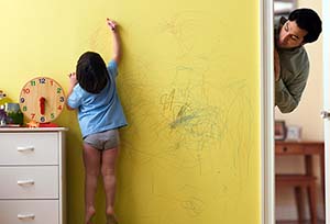 بدائل الضرب للتعامل مع سلوكيات الطفل صورة: بدائل الضرب للتعامل مع سلوكيات الطفل