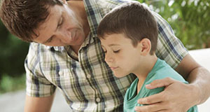 صورة: سبل التعامل مع الذكور في عمر السنتين