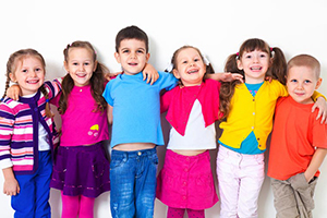 التطور الاجتماعي للطفل منذ ولادته صورة: التطور الاجتماعي للطفل منذ ولادته