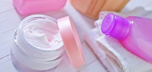 طرق طبيعية لتبييض المناطق الحساسة صورة: طرق طبيعية لتبييض المناطق الحساسة