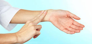 صورة: القلب و عدد دقات القلب السليم في الدقيقة