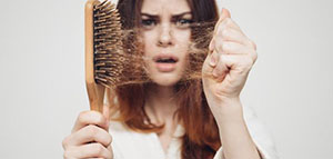 صورة: زراعة الشعر و تناول زيت السمك لإيقاف تساقط الشعر