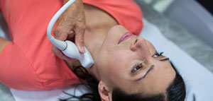 أعراض وجود ورم في الغدة الدرقية و أنواع أورام الغدة الدرقية صورة: أعراض وجود ورم في الغدة الدرقية و أنواع أورام الغدة الدرقية