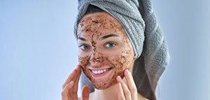 فوائد طين البحر الميت للوجه والطريقة الصحيحة لاستخدامه صورة: فوائد طين البحر الميت للوجه والطريقة الصحيحة لاستخدامه