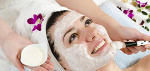 فوائد ماء الورد والنشا للبشرة صورة: فوائد ماء الورد والنشا للبشرة