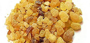 زيت لبان الذكر للشعر: فوائده وطرق استخدامه صورة: زيت لبان الذكر للشعر: فوائده وطرق استخدامه