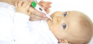 أسباب وعوامل خطر ارتفاع درجة حرارة الجسم عند الرضع صورة: أسباب وعوامل خطر ارتفاع درجة حرارة الجسم عند الرضع