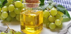 فوائد زيت بذور العنب للشعر صورة: فوائد زيت بذور العنب للشعر