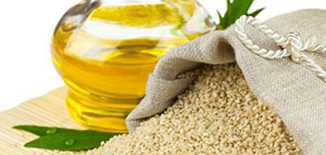 صورة: فوائد زيت السمسم للبشرة الدهنية وطرق استخدامه