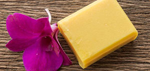 فوائد صابونة الكركم وطريقة تحضيرها صورة: فوائد صابونة الكركم وطريقة تحضيرها