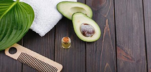 ماسك الأفوكادو و ماسك البيض و حليب جوز الهند صورة: ماسك الأفوكادو و ماسك البيض و حليب جوز الهند