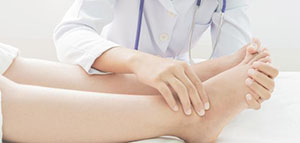 اتخاذ وضعية خاطئة و شرب الكحول و مشاكل أسفل الظهر وعرق النسا صورة: اتخاذ وضعية خاطئة و شرب الكحول و مشاكل أسفل الظهر وعرق النسا