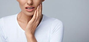 صورة: الأعراض المرافقة لألم ضرس العقل و ما هي المدة التي يستمر بها ألم ضرس العقل