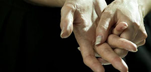 صورة: اليد و تركيب يد الإنسان و عدد مفاصل اليد