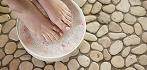 الأظافر و طريقة عمل البدكير و طريقة عمل المناكير صورة: الأظافر و طريقة عمل البدكير و طريقة عمل المناكير