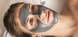 طرق طبية و طرق طبيعية و نصائح لإزالة سواد الأنف صورة: طرق طبية و طرق طبيعية و نصائح لإزالة سواد الأنف