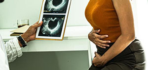 ألم الكيس على المبيض و أعراض مصاحبة لألم الكيسة المبيضية صورة: ألم الكيس على المبيض و أعراض مصاحبة لألم الكيسة المبيضية