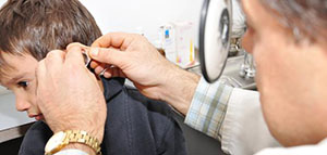 الفرق بين أنواع عمليات ترقيع طبلة الأذن صورة: الفرق بين أنواع عمليات ترقيع طبلة الأذن