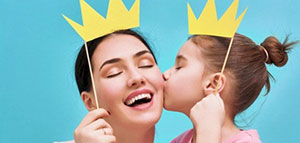 شرح فضل ومكانة الأم للأطفال صورة: شرح فضل ومكانة الأم للأطفال