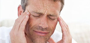 صورة: أسباب وجع الرأس من الجانبين و وجع الرأس الذي يتطلب مراجعة الطبيب
