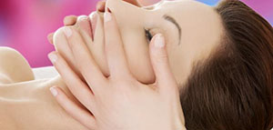 الوجه الصافي و وصفات للحصول على بشرة صافية ومشرقة صورة: الوجه الصافي و وصفات للحصول على بشرة صافية ومشرقة