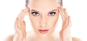 الفازلين وفوائده للبشرة و وصفات لتبييض البشرة باستخدام الفازلين صورة: الفازلين وفوائده للبشرة و وصفات لتبييض البشرة باستخدام الفازلين