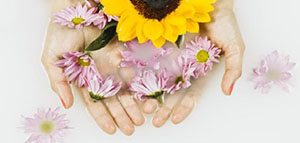 بشرة اليدين و طرق تبييض اليدين وتنعيمهما صورة: بشرة اليدين و طرق تبييض اليدين وتنعيمهما