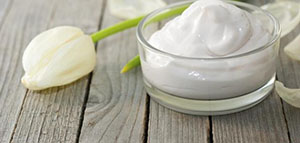 صورة: كريمات الترطيب و مرطبات طبيعية للبشرة