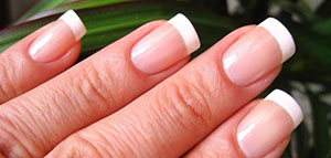 صورة: العناية بالأظافر و نصائح لتقوية الأظافر