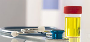 هل تهر أعراض عند الإصابة بزلال البول و متى تجب مراجعة الطبيب صورة: هل تهر أعراض عند الإصابة بزلال البول و متى تجب مراجعة الطبيب