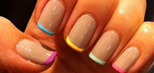 صورة: المناكير و طريقة وضع المناكير و كيفية وضع المناكير في المنزل