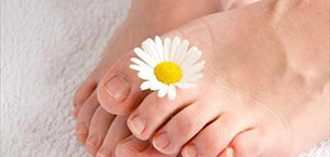 رائحة القدمين و وصفات لحل مشكلة رائحة القدمين صورة: رائحة القدمين و وصفات لحل مشكلة رائحة القدمين