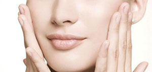 صورة: تجميل الوجه و طرق تجميل الوجه طبيعيا