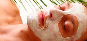 طرق طبية للاعتناء بالبشرة الجافة و لبن الزبادي للبشرة الجافة صورة: طرق طبية للاعتناء بالبشرة الجافة و لبن الزبادي للبشرة الجافة