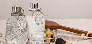 صورة: كيفية استخدام لوشن الشعر و طريقة توزيع كريم مرطب للشعر