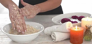 صورة: المقشر الطبيعي و طريقة عمل مقشرات طبيعية