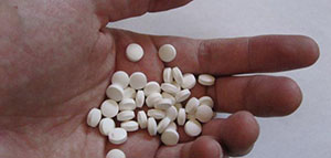 صورة: المكملات الغذائية و ميثيل تستوستيرون