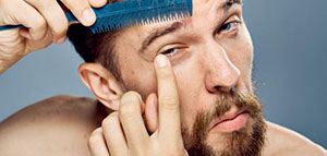 صورة: الشاي الأسود والقهوة و ثمار الأملا و فيتامين B12